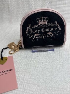 Juicy Couture Juicy Tale Mirror Inside Half Moon Credit Card- Color: Liquorice 🖤